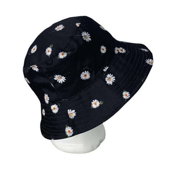 Alice + Olivia Reversible Daisy Bucket Hat Womens Size O/S Canvas NWT $65 - Picture 6 of 11